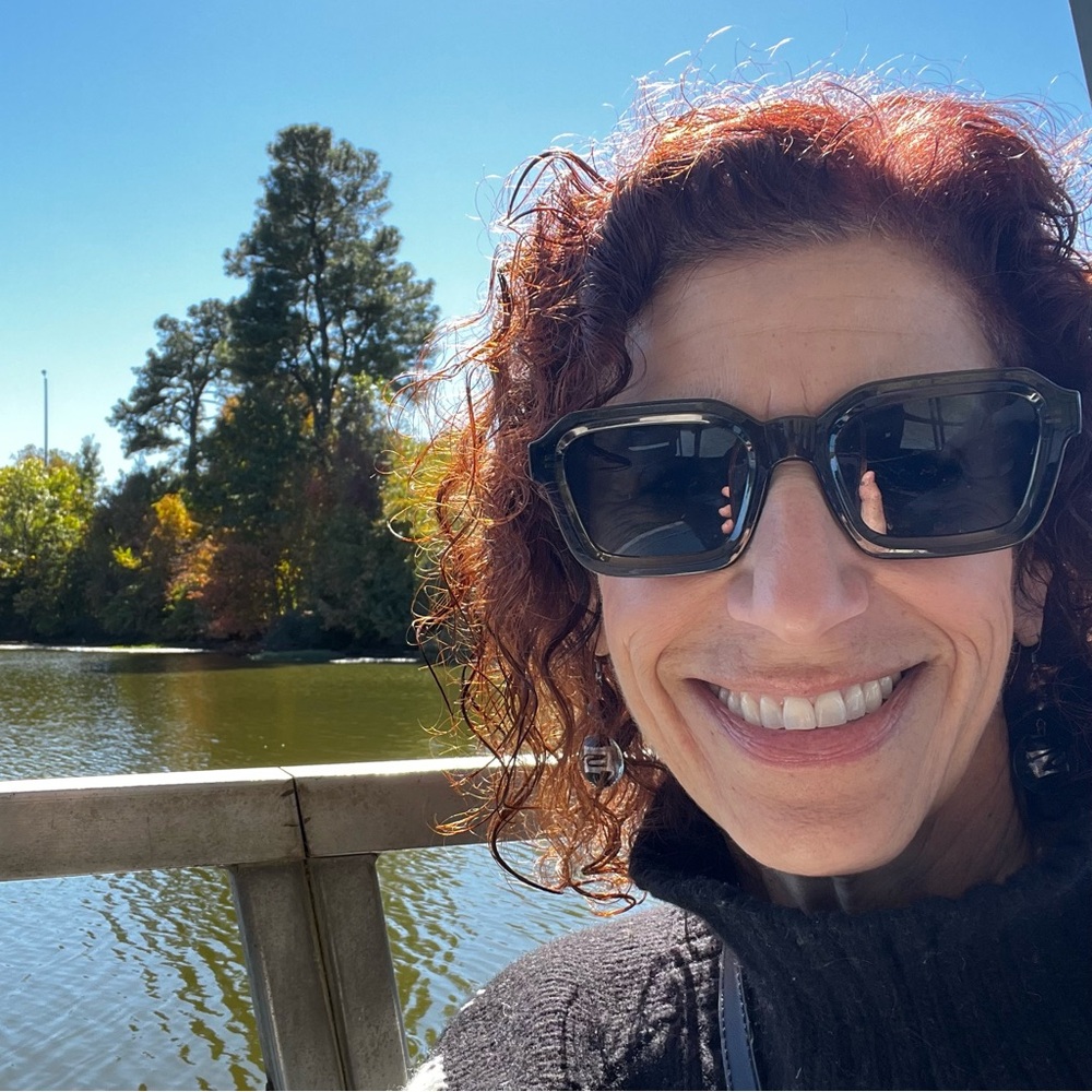 Meet your Posher, Amy